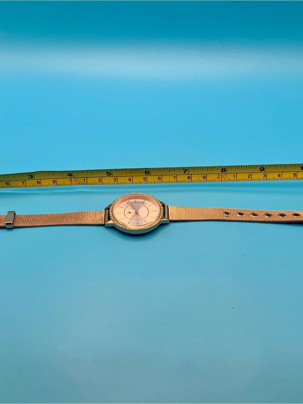 BEVERLY HILLS POLO CLUB Women’s Wristwatch Crystal Accents Working New Battery
